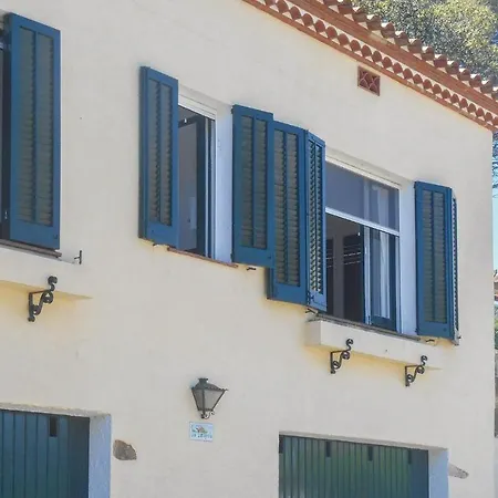 Feriehus Stunning Home In Tossa De Mar With 3 Bedrooms And Wifi