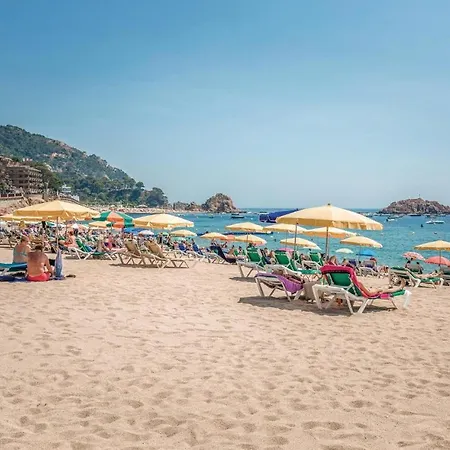 Stunning Home In Tossa De Mar With 3 Bedrooms And Wifi بيت للعطل