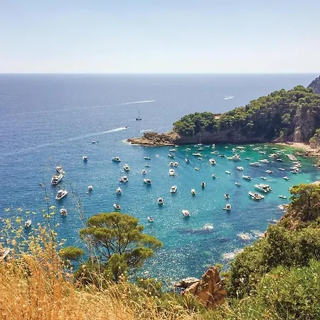 بيت للعطل Stunning Home In Tossa De Mar With 3 Bedrooms And Wifi *
